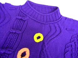 セーター紫部分2
